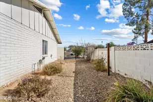 18256 N 75th Ave, Glendale, AZ 85308 - Photo 22