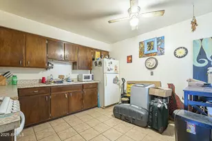 2106 S Granada Dr, Tempe, AZ 85282 - Photo 14