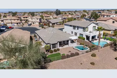 43851 W Griffis Drive, Maricopa, AZ 85138 - Photo 32