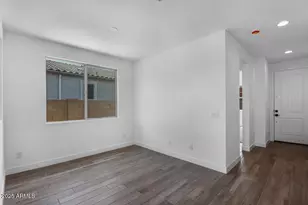 18126 W Hiddenview Dr, Goodyear, AZ 85338 - Photo 20