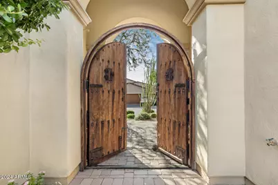 32857 N 74th Way, Scottsdale, AZ 85266 - Photo 2