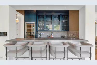 5446 E Exeter Boulevard, Phoenix, AZ 85018 - Photo 10