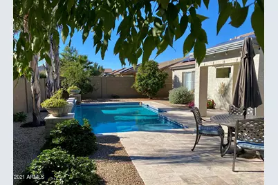 15257 W Hearn Road, Surprise, AZ 85379 - Photo 32