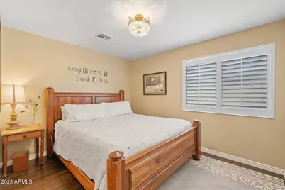 15257 W Hearn Road, Surprise, AZ 85379 - Photo 22