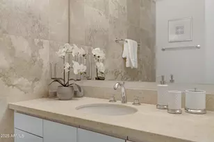 7121 E Rancho Vista Dr, Scottsdale, AZ 85251 - Photo 16