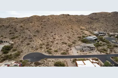 3915 E Melody Drive #18, Phoenix, AZ 85042 - Photo 4