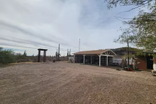 37448 N 301st Ave, Wittmann, AZ 85361 - Photo 4