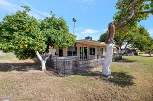 13620 N Hawthorn Dr, Sun City, AZ 85351 - Photo 36