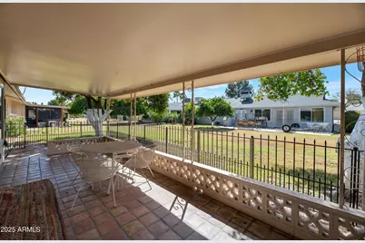 13620 N Hawthorn Drive, Sun City, AZ 85351 - Photo 32