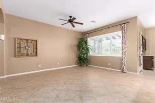 11915 S 184th Ave, Goodyear, AZ 85338 - Photo 10