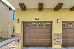 2725 E Mine Creek Rd, Phoenix, AZ 85024 - Photo 2