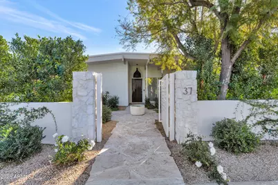 37 Spur Circle, Scottsdale, AZ 85251 - Photo 2
