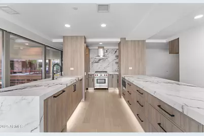 7157 E Rancho Vista Drive #3001, Scottsdale, AZ 85251 - Photo 2