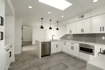 4836 N 72nd Way, Scottsdale, AZ 85251 - Photo 12