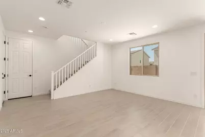 11619 W Green Drive, Youngtown, AZ 85363 - Photo 8