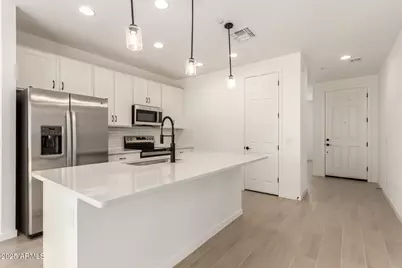 11619 W Green Drive, Youngtown, AZ 85363 - Photo 4