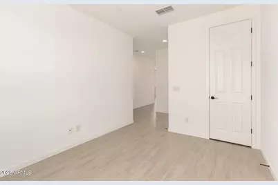 11619 W Green Drive, Youngtown, AZ 85363 - Photo 10