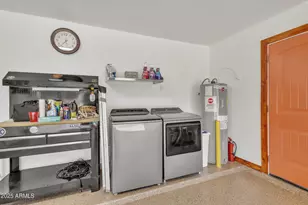 8049 E Des Moines St, Mesa, AZ 85207 - Photo 30