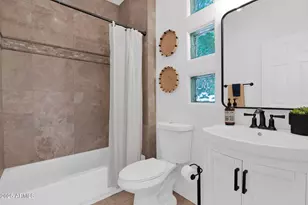 3811 N 64th St, Scottsdale, AZ 85251 - Photo 32