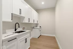 544 E Amber Sun Dr, Phoenix, AZ 85085 - Photo 38