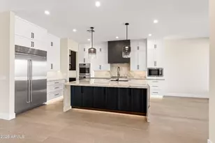 544 E Amber Sun Dr, Phoenix, AZ 85085 - Photo 16