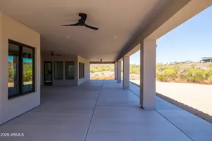 544 E Amber Sun Dr, Phoenix, AZ 85085 - Photo 42