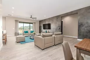 544 E Amber Sun Dr, Phoenix, AZ 85086 - Photo 1