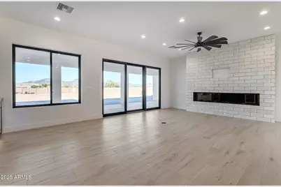 1602 E Cloud Road, Phoenix, AZ 85086 - Photo 16