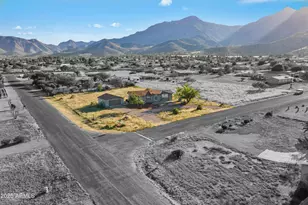 5346 E Abrana Dr, Hereford, AZ 85615 - Photo 2