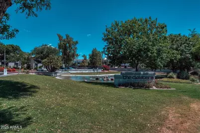 5221 N 24th Street #102, Phoenix, AZ 85016 - Photo 2