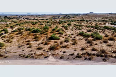 9Xxx S 350th Avenue #13, Arlington, AZ 85322 - Photo 2