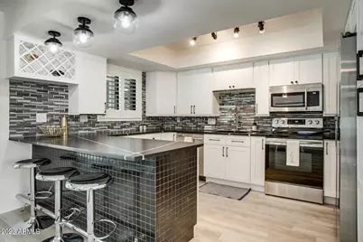 6326 N 86th Street, Scottsdale, AZ 85250 - Photo 2