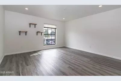 1327 W Glendale Avenue, Phoenix, AZ 85021 - Photo 24