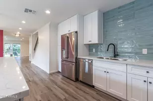 1327 W Glendale Ave, Phoenix, AZ 85021 - Photo 8