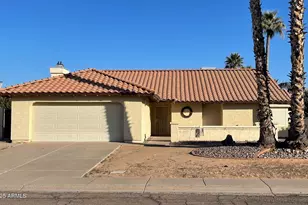 4330 E Beck Ln, Phoenix, AZ 85032 - Photo 1