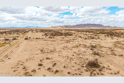 3815 N Reno Circle #5, Eloy, AZ 85131 - Photo 4