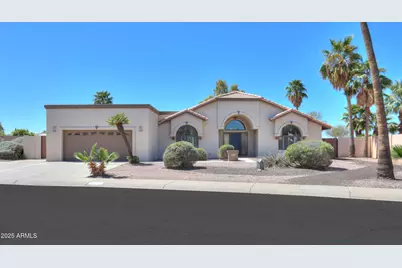 2077 N Lake Shore Drive, Casa Grande, AZ 85122 - Photo 1