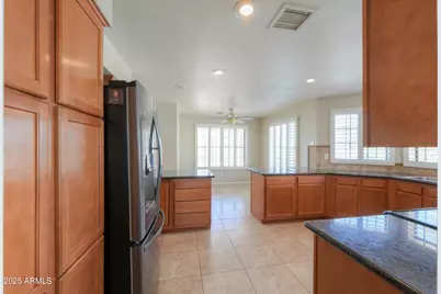 2077 N Lake Shore Drive, Casa Grande, AZ 85122 - Photo 18