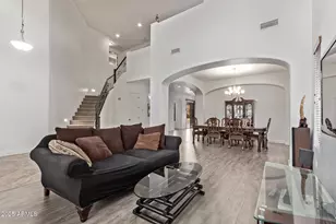 12910 W Tuckey Ln, Glendale, AZ 85307 - Photo 6