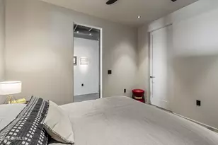 2211 E Camelback Rd, Phoenix, AZ 85016 - Photo 44