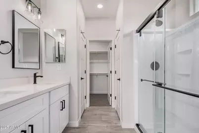 10005 W Mission Drive, Arizona City, AZ 85123 - Photo 18