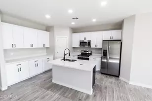 10005 W Mission Dr, Arizona City, AZ 85123 - Photo 6