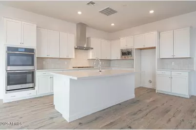 2516 E Tapenade Drive, San Tan Valley, AZ 85140 - Photo 2