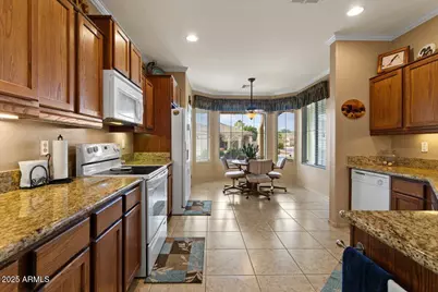 144 W Bahamas Drive, Casa Grande, AZ 85122 - Photo 10