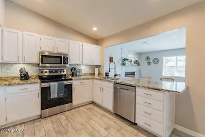 6813 E Grandview Drive, Scottsdale, AZ 85254 - Photo 32