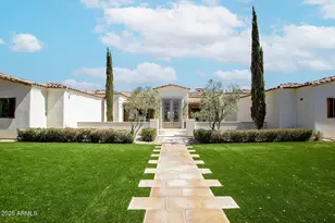 8531 N 49th St, Paradise Valley, AZ 85253 - Photo 1