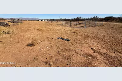 5706 S Kino Road, Hereford, AZ 85615 - Photo 14