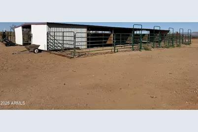 5706 S Kino Road, Hereford, AZ 85615 - Photo 10