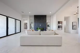 1940 E Creek Canyon Rd, Phoenix, AZ 85086 - Photo 18
