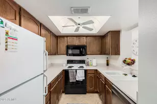 11011 N 92nd St, Scottsdale, AZ 85260 - Photo 10